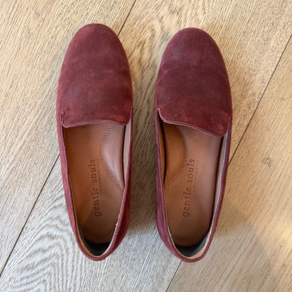 Gentle Souls by Kenneth Cole Women’s Suede Loafers - Burgundy